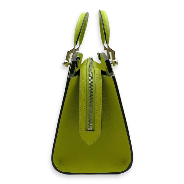 Petite Ballerine 26x18.5x10cm Lime Green Shoulder Bag in Calfskin, Silver hardware - Image 5