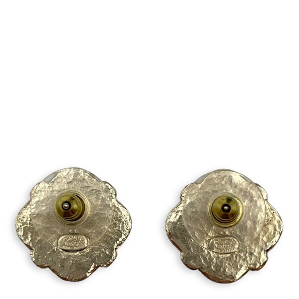 21A CC Logo Enamel Ear Studs 1.5x1.5cm Costume Jewellery in Black - Image 3