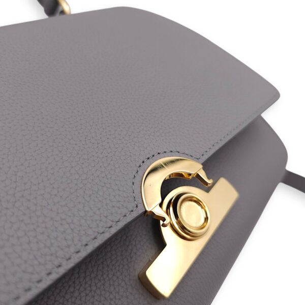 Rejane PM Grey Shoulder Bag in Calfskin, Gold hardware - Image 5