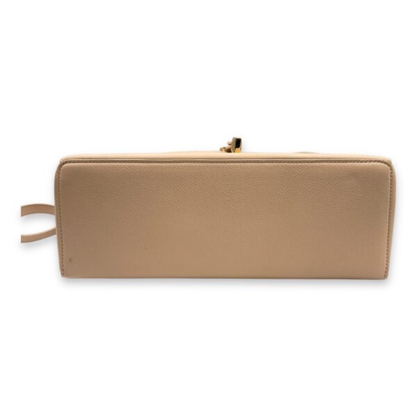 Extra Pocket 27 Honey Beige Shoulder Bag in Calfskin, Gold hardware - Image 6