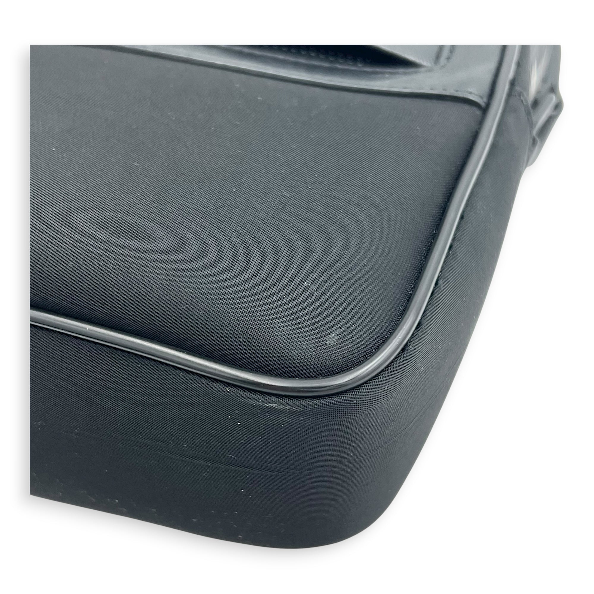 Others Messenger Black in Nylon, Matte black hardware - Image 7