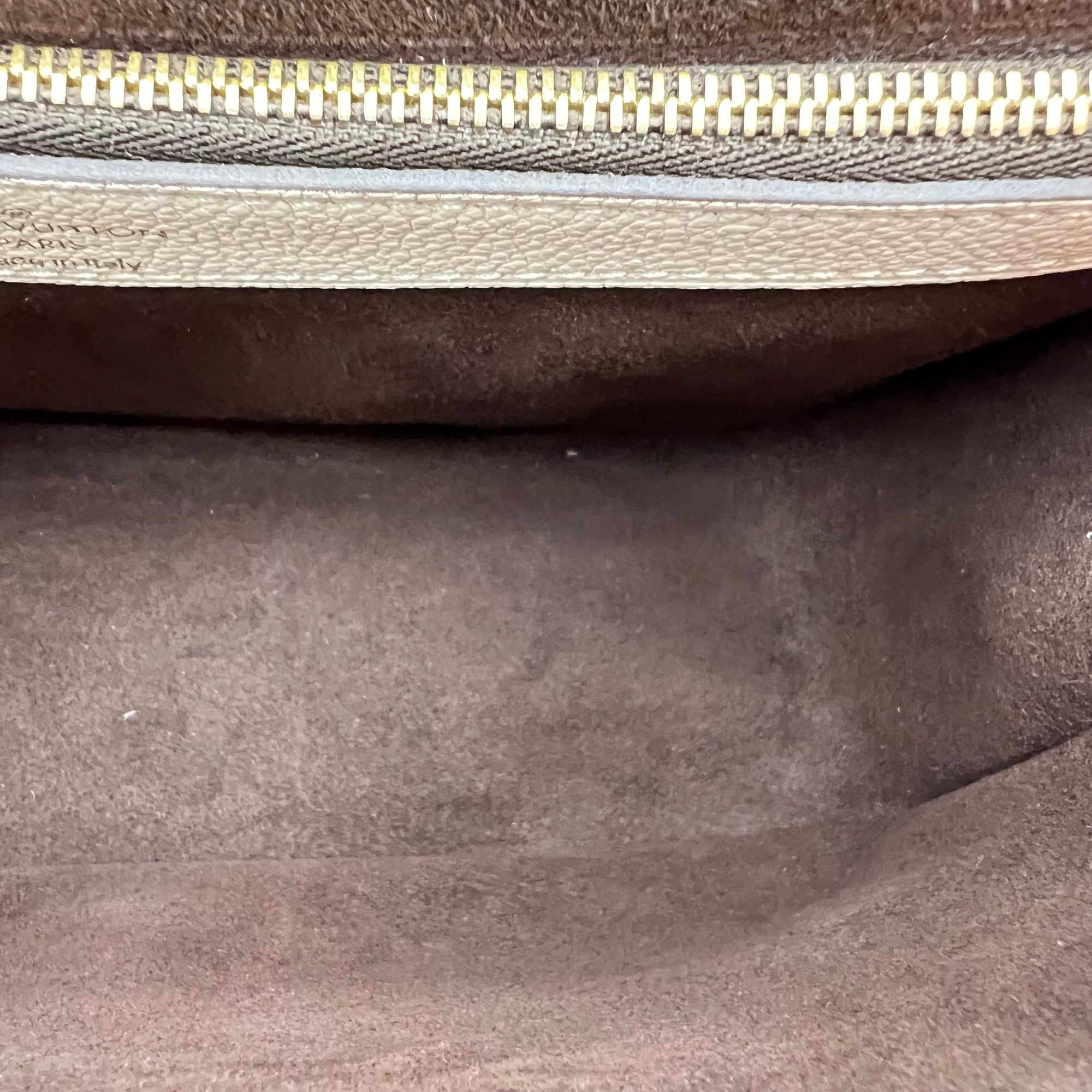 Diane Crossbody Bag Beige in Empreinte Leather, Gold hardware - Image 15