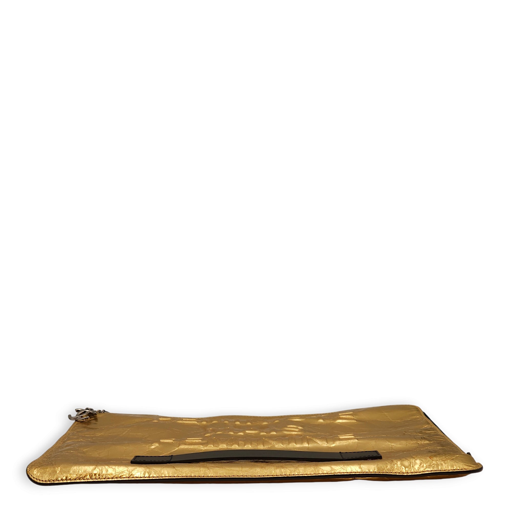 Feministe Mais Feminine Matallic Gold Clutch in Calfskin, Palladium hardware - Image 6