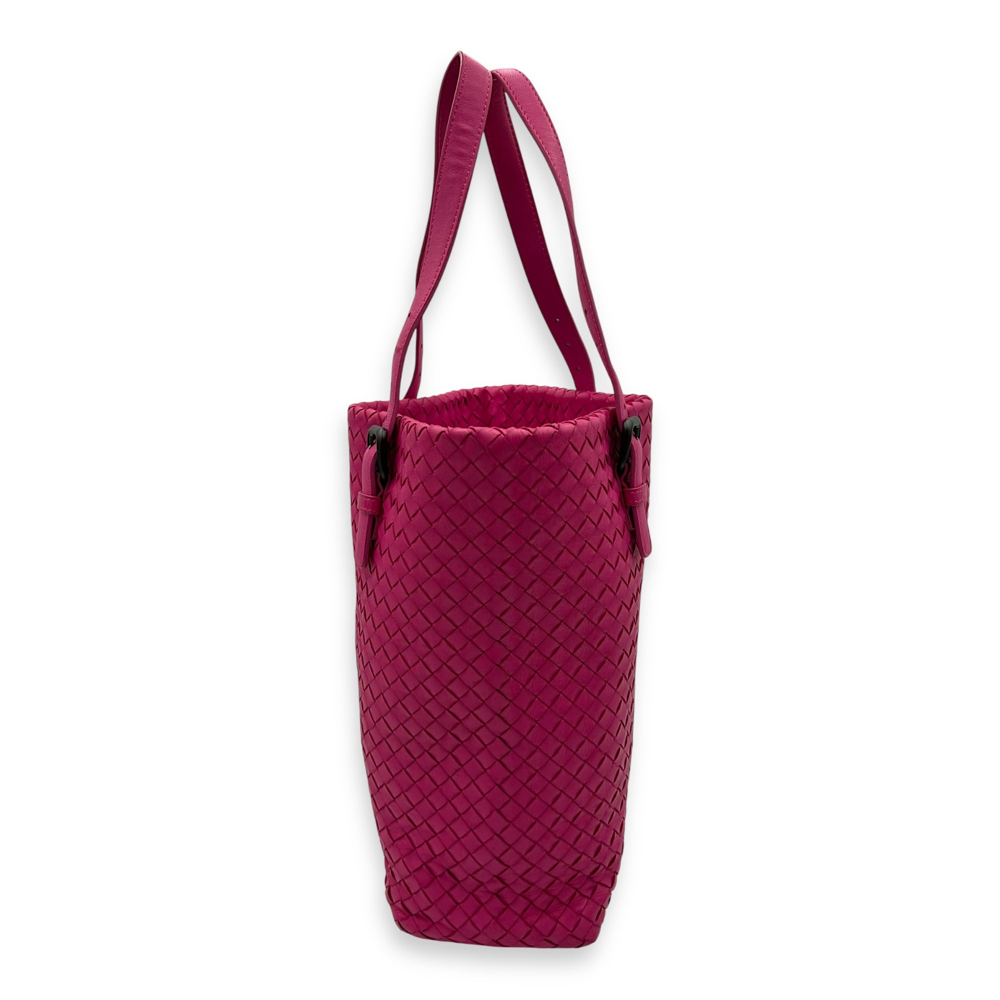 Intrecciato Shoulder Bag Pink in Lambskin, Gunmetal hardware - Image 5