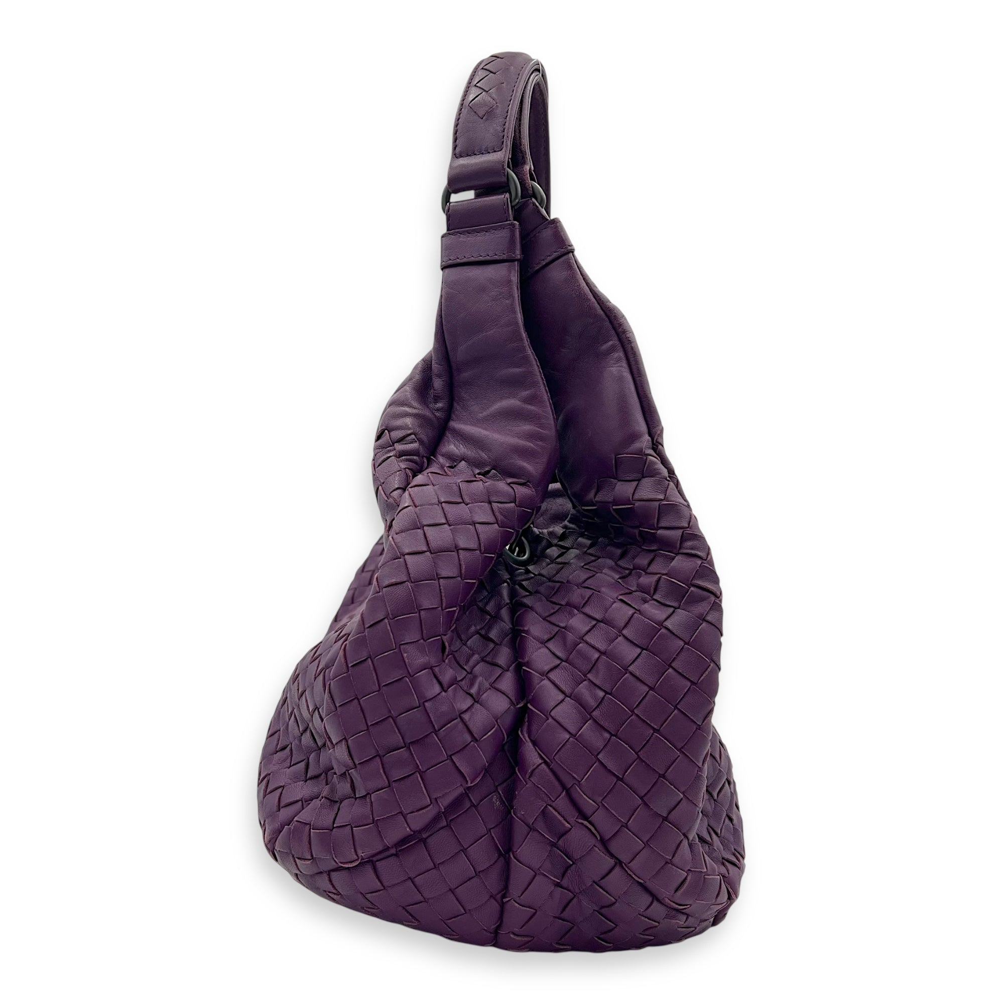 Intrecciato Hobo Purple in Nappa Leather, Gunmetal hardware - Image 5