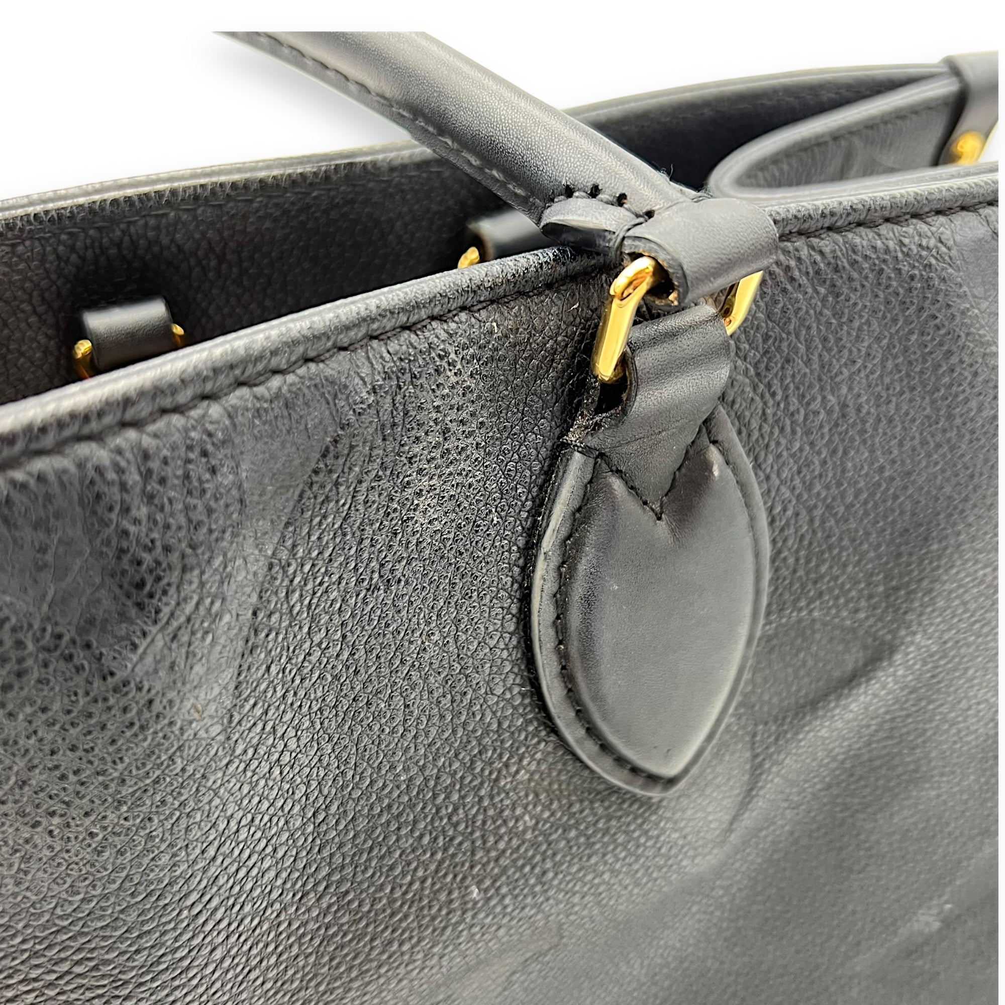 OnTheGo MM Black Top Handle Bag in Empreinte Leather, Gold hardware - Image 9