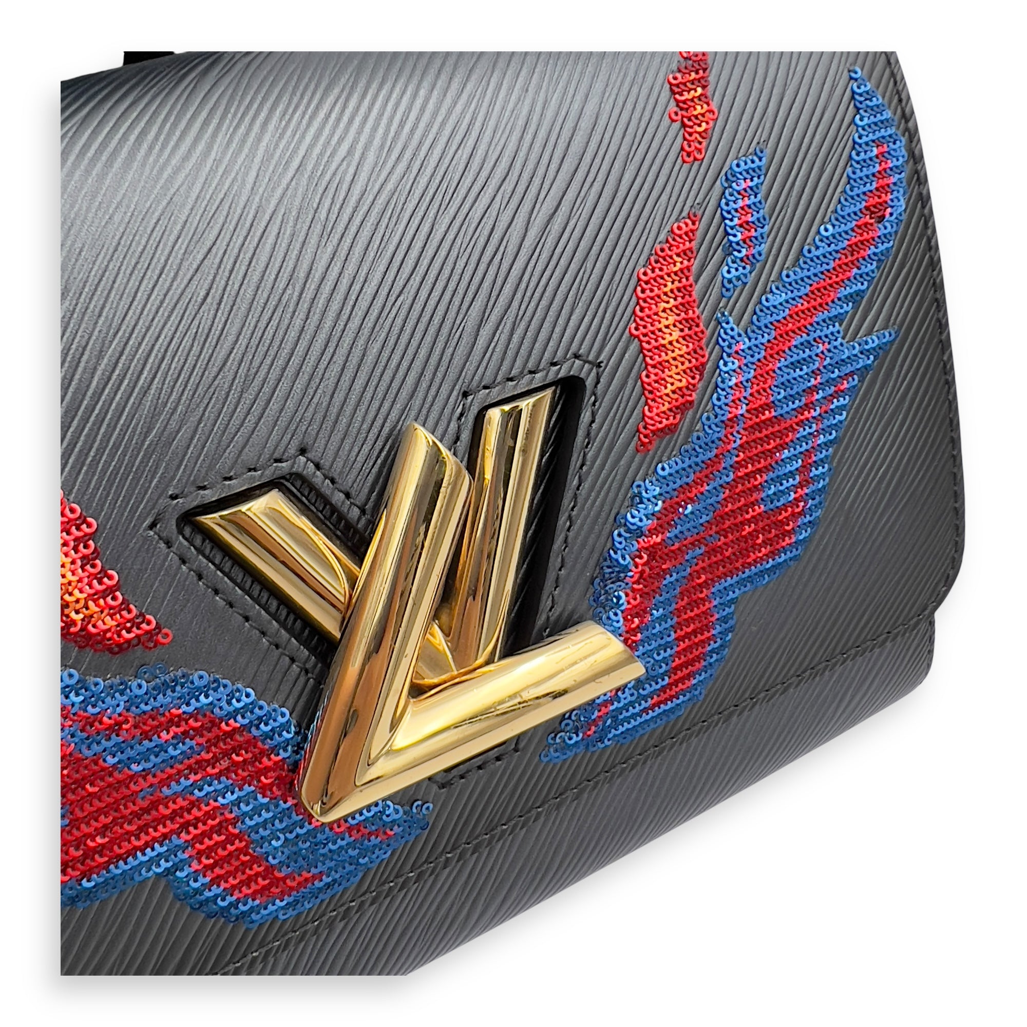 Twist Shoulder Bag MM Black in Epi Leather, Gold hardware - Image 10