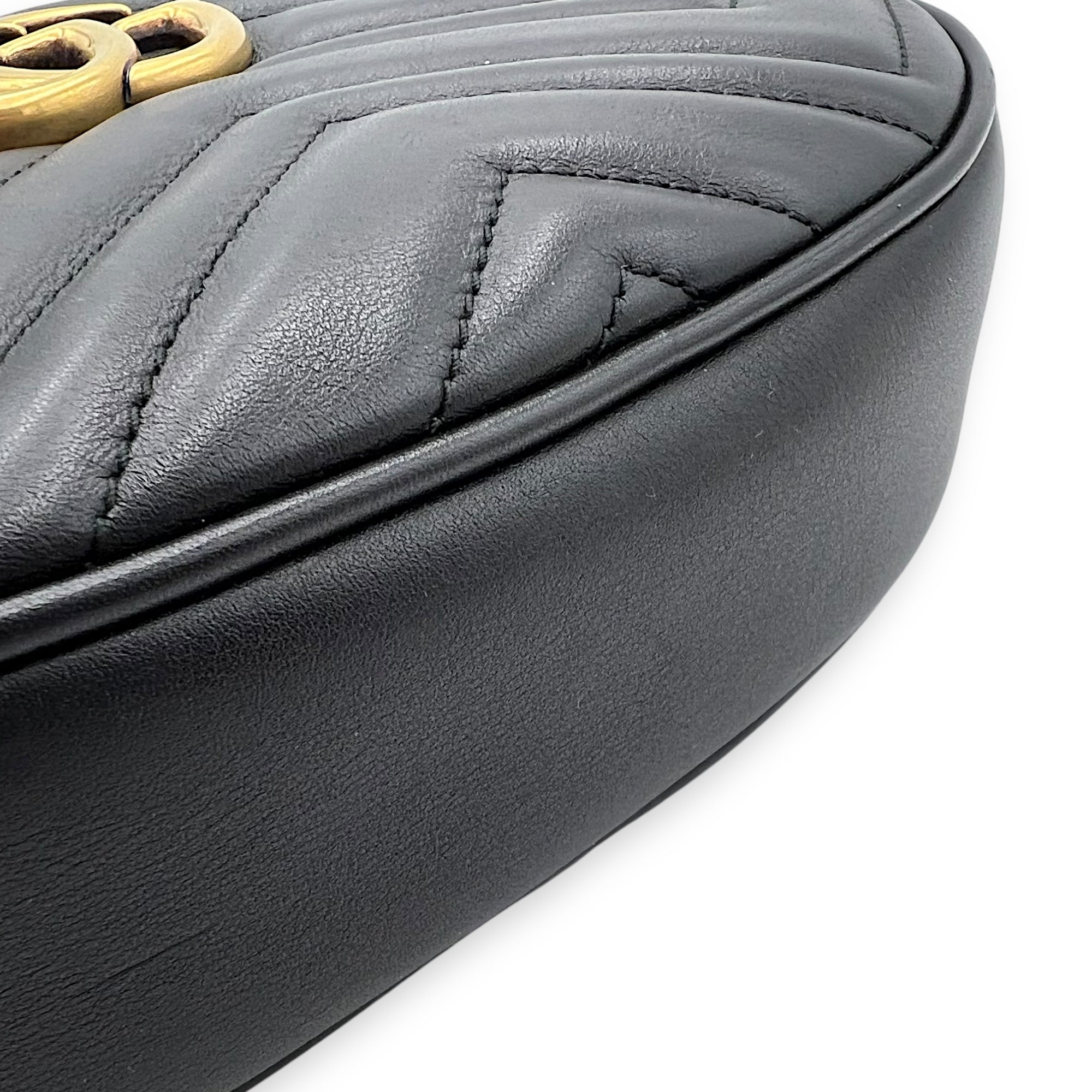 GG Marmont Belt Bag Black in Calfskin, Gold hardware - Image 11