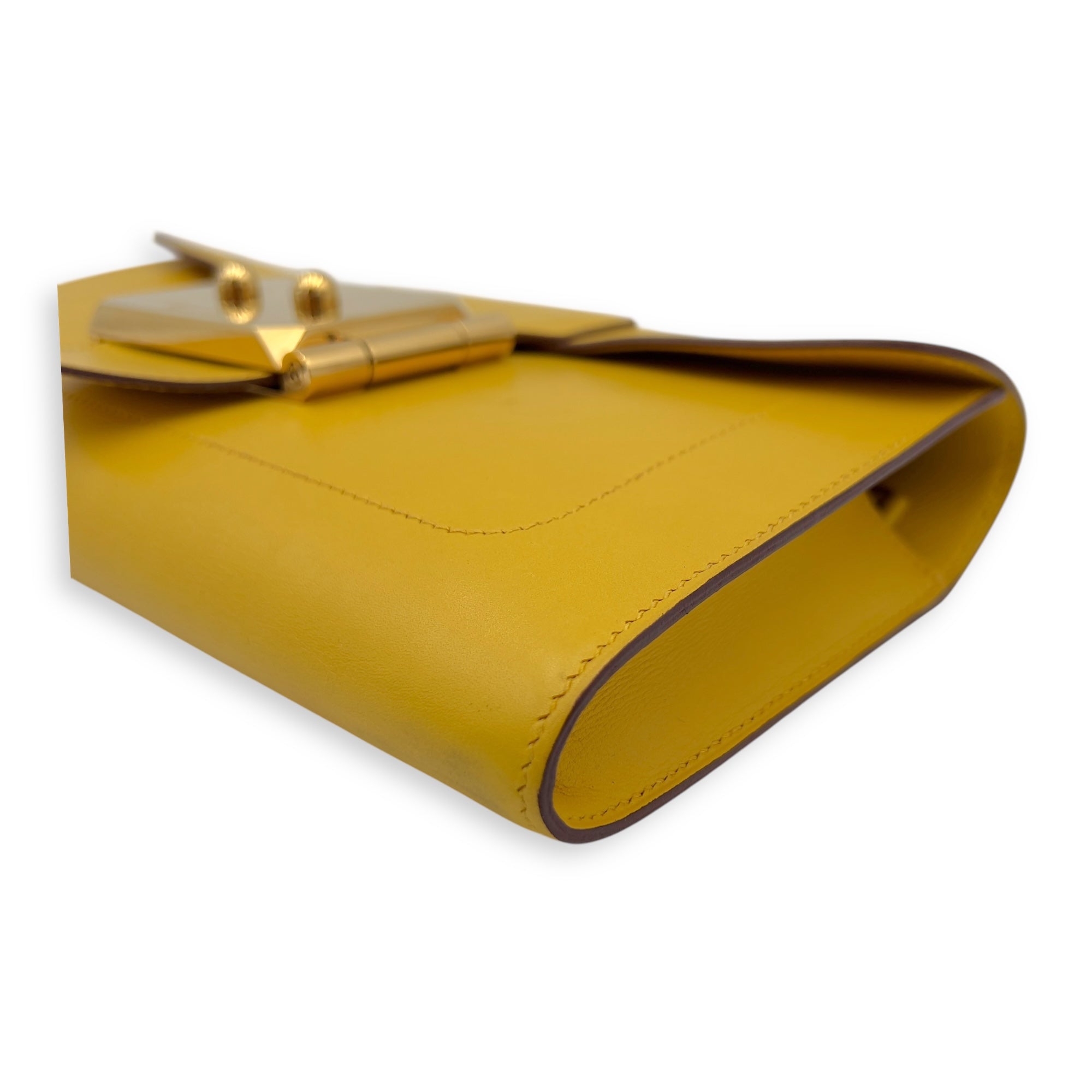 Goodlock Soleil Clutch in Swift, Gold hardware - Image 11