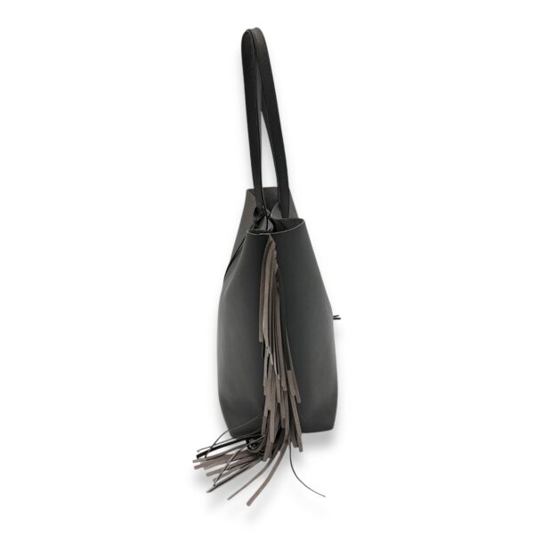 East West Shopping Fringe Tote Bag Grey in Calfskin, Silver hardware - Image 5