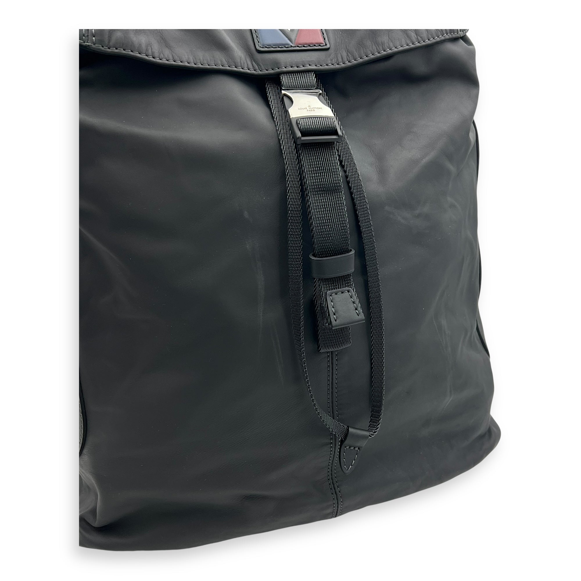 V-Line Pulse Grey Backpack in Calfskin, Silver hardware - Image 9