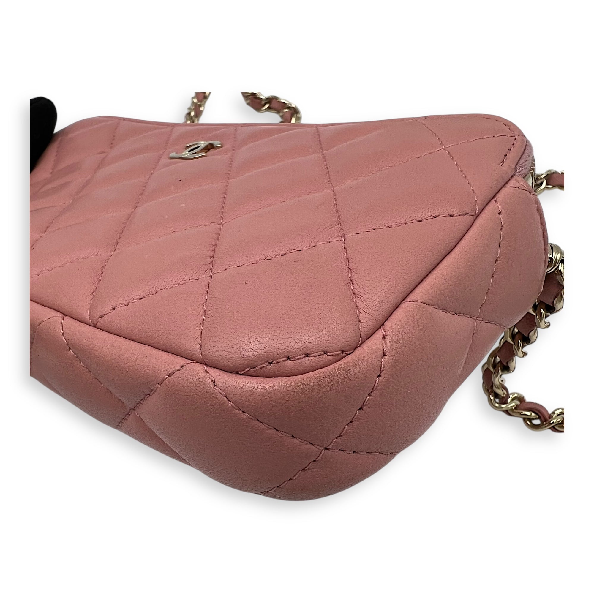 Double Zipped Pink Clutch with Chain in Lambskin, Gold hardware - Image 8