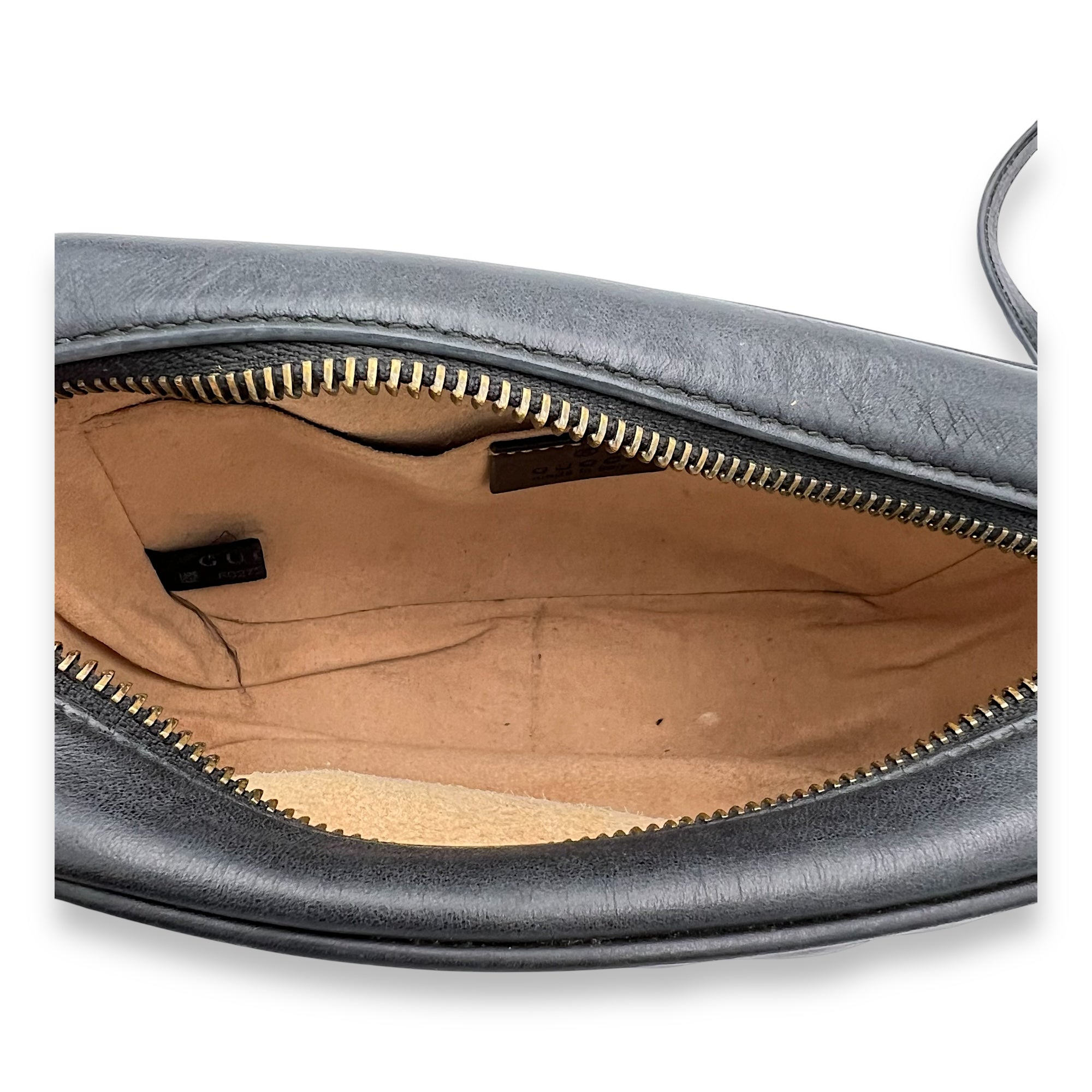 GG Marmont Crossbody Bag Mini Black in Calfskin, Gold hardware - Image 7