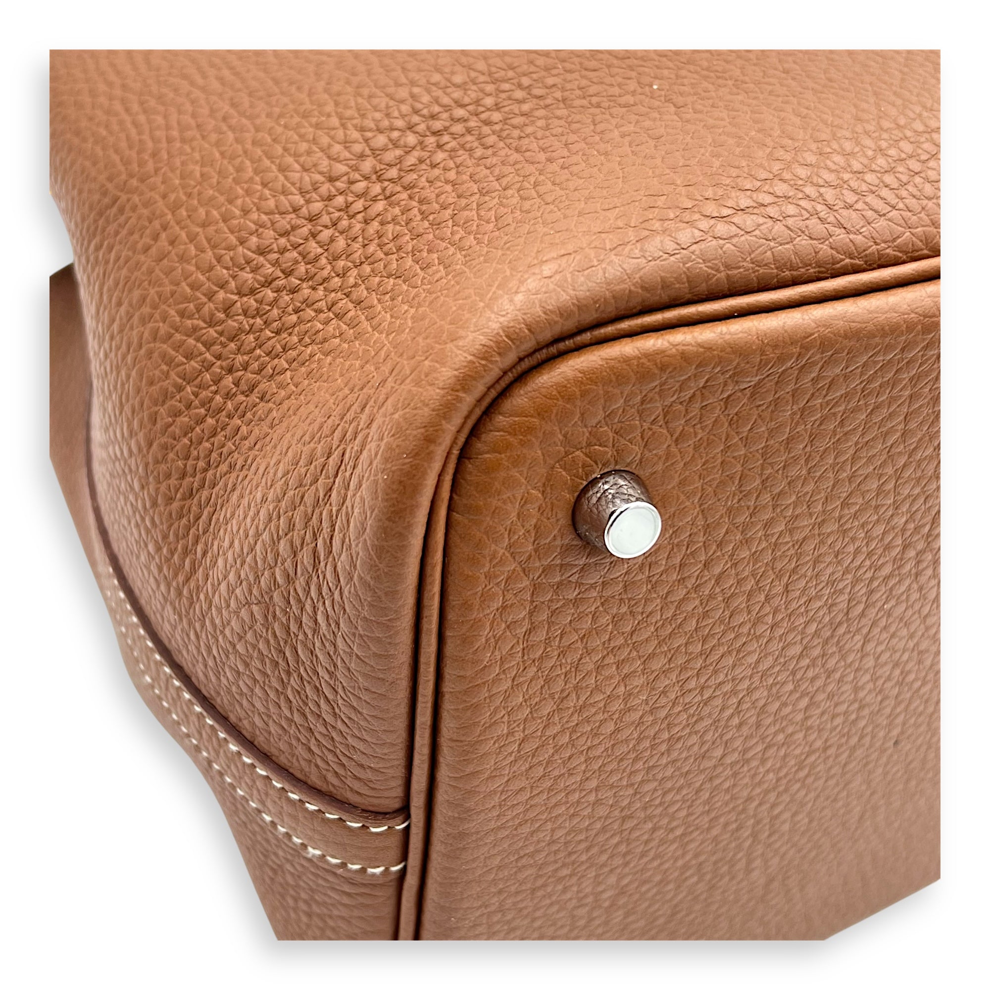 Picotin 22 Gold Top Handle Bag in Clemence, Palladium hardware - Image 13