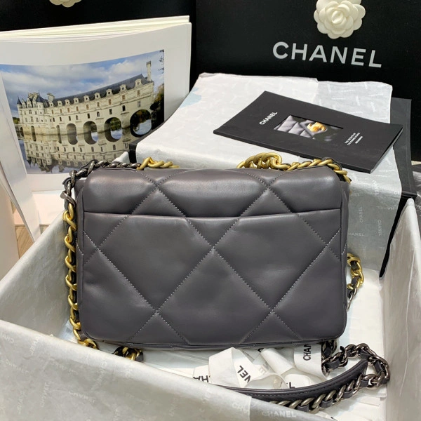 CHANEL 19 FLAP BAG SmartChoice 34 - Image 4