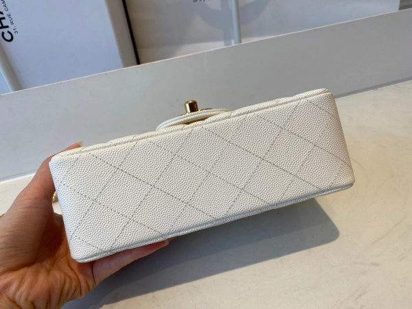 StreetReady CHANEL FLAP BAG 20CM 621 - Image 7