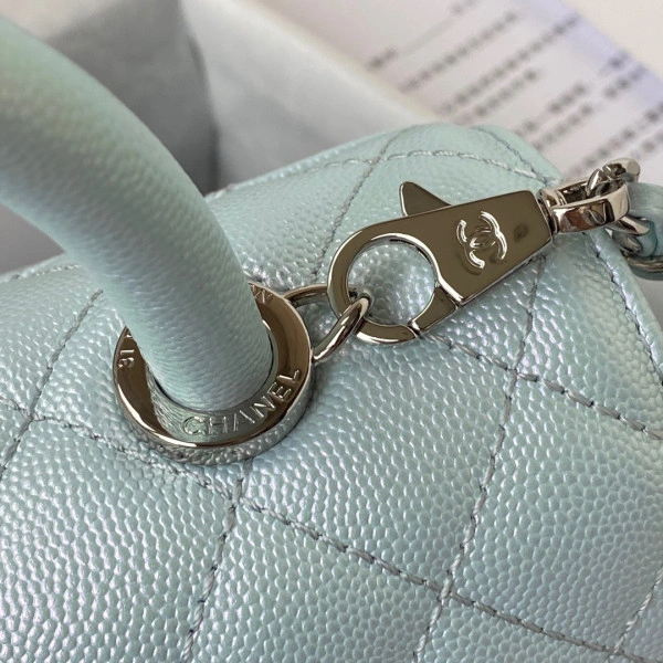 CHANEL FLAP BAG WITH TOP HANDLE AllSeason 1008 - Image 6