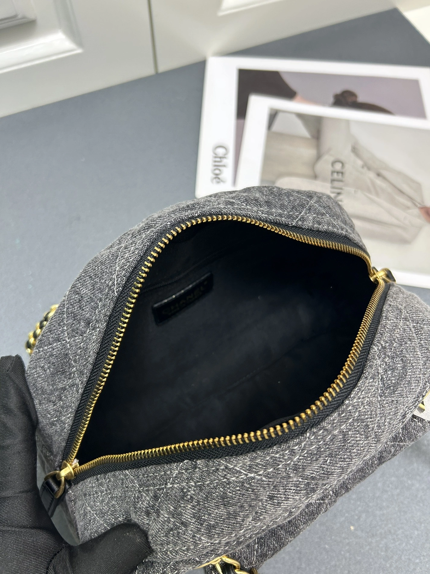 Affordable 6075 Chanel AAA Quality Shoulder Bags For Women - Image 8