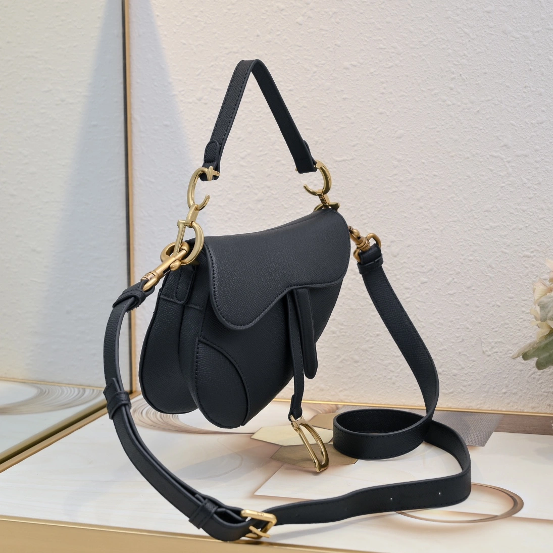 BestValue 8187 Christian Dior AAA Quality Messenger Bags For Women