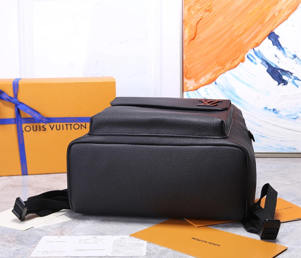 Bold 3321 Louis Vuitton AAA Quality Backpacks - Image 5