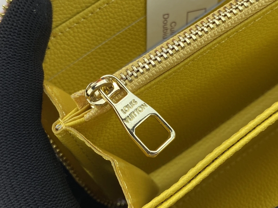 Bold 9559 Louis Vuitton AAA Quality Wallets For Women - Image 6