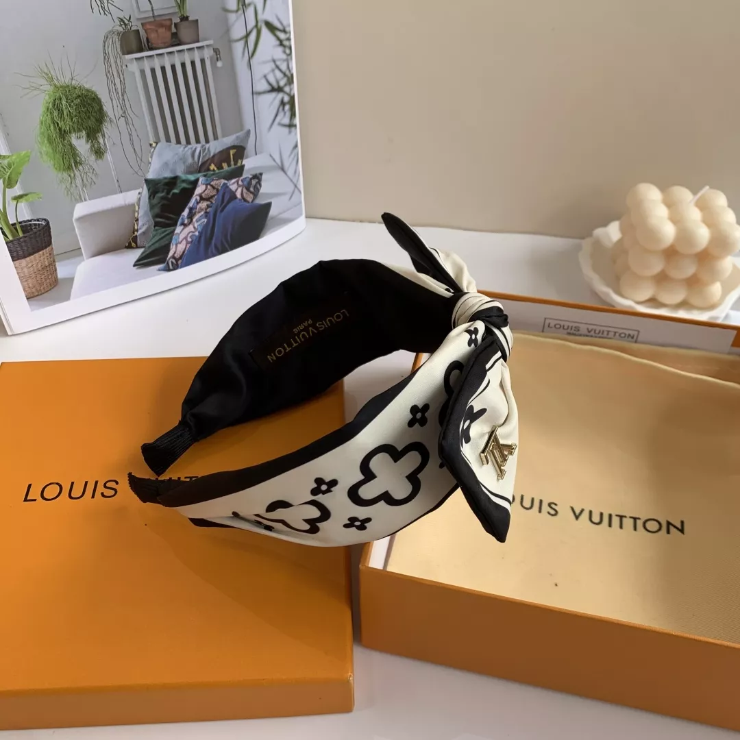 Breathable 4012 Louis Vuitton LV Headband - Image 4