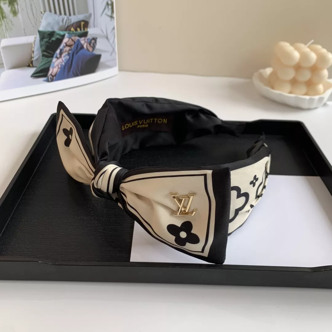 Breathable 4012 Louis Vuitton LV Headband - Image 5