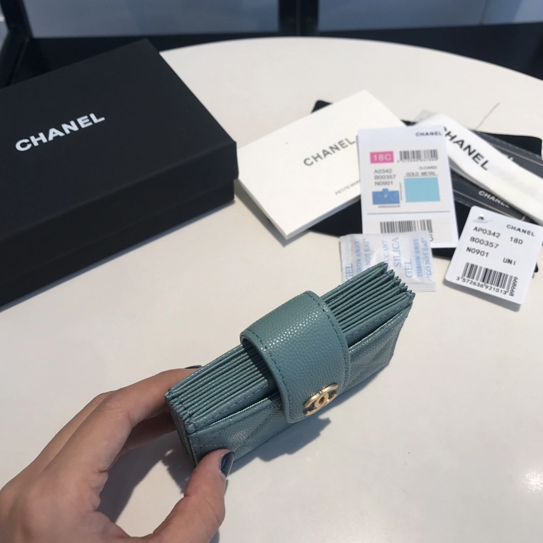 Breathable 8632 Chanel AAA Quality Card Case For Women - Image 3