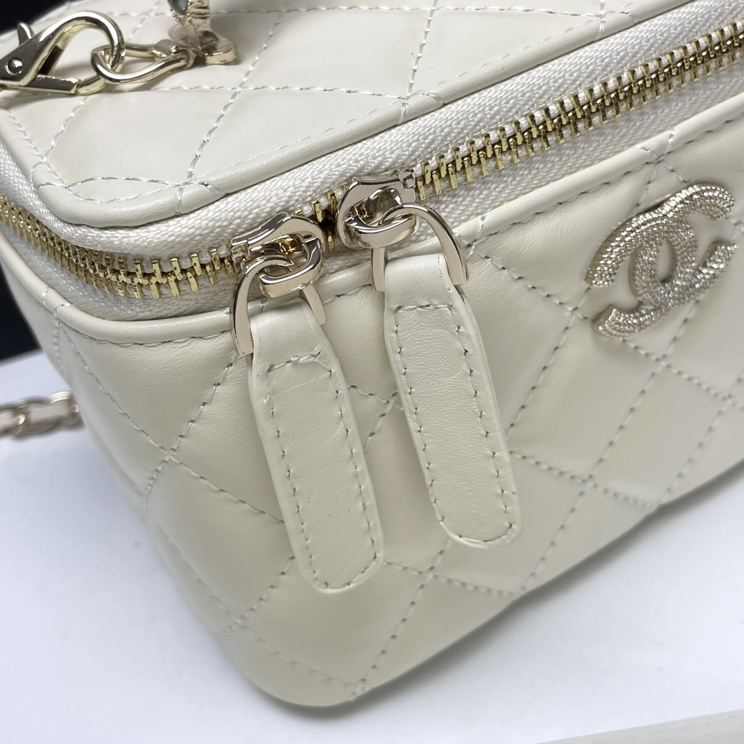 Chanel AAA Quality Messenger Bags For Women HighQuality 1162 - Image 6