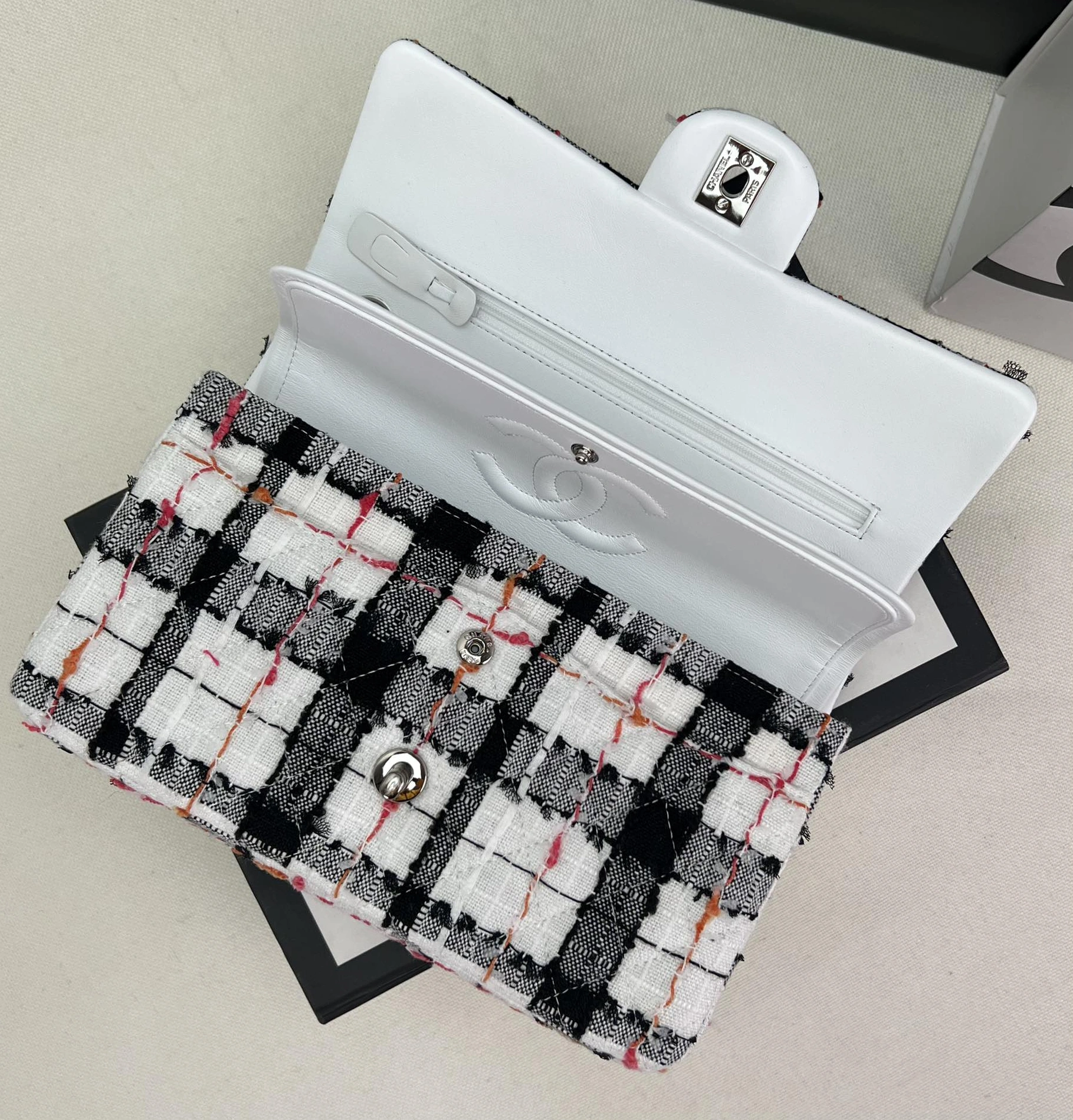 Chanel AAA Quality Messenger Bags For Women Practical 7786 - Image 6