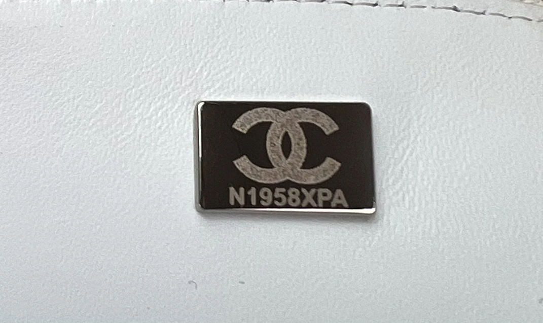 Chanel AAA Quality Messenger Bags For Women Practical 7786 - Image 9