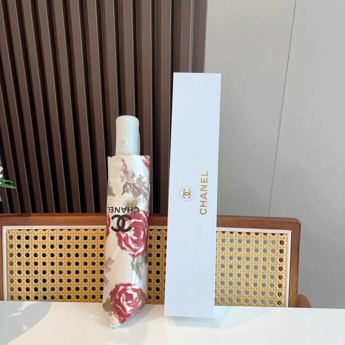 Chanel Umbrellas Affordable 7221 - Image 3