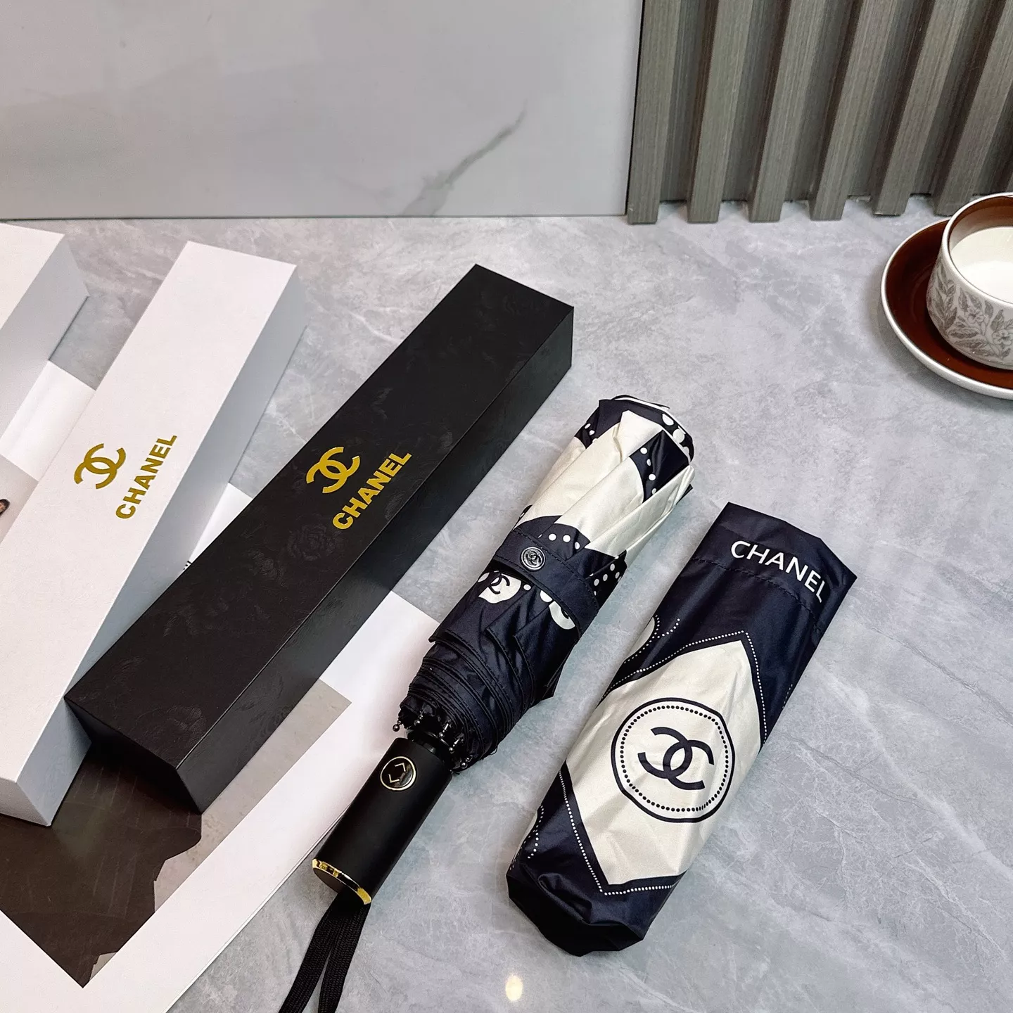 Chanel Umbrellas Cozy 7972