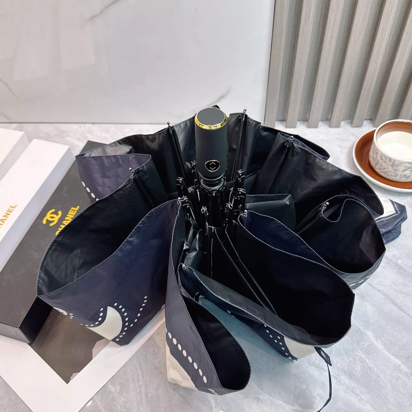 Chanel Umbrellas Cozy 7972 - Image 6