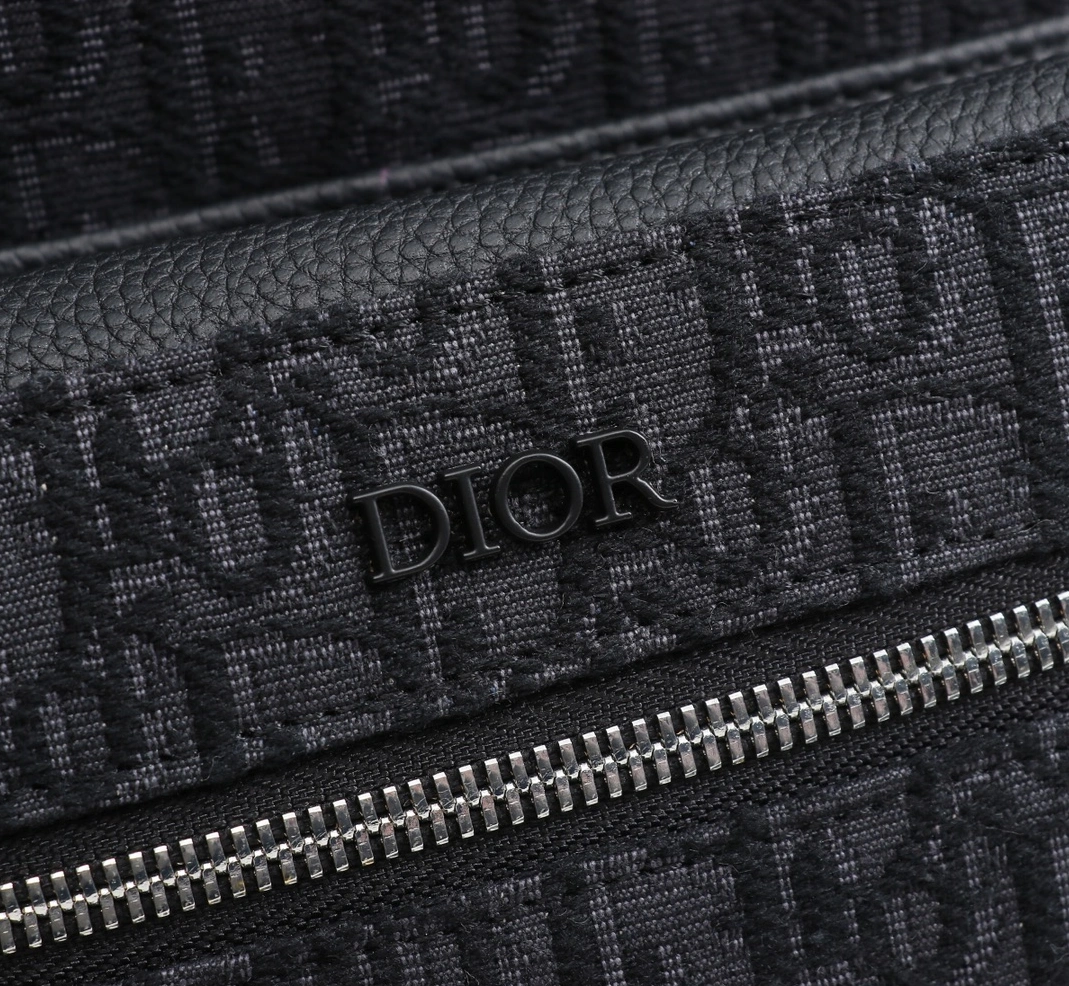 Christian Dior AAA Man Backpacks BestValue 433 - Image 4