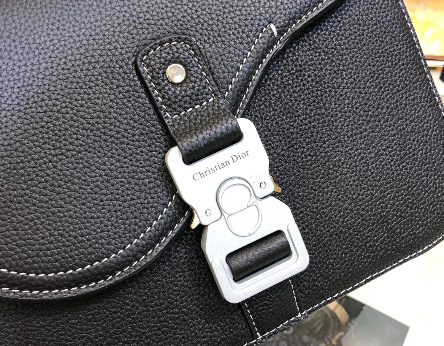 Christian Dior AAA Man Messenger Bags Bold 5785 - Image 4