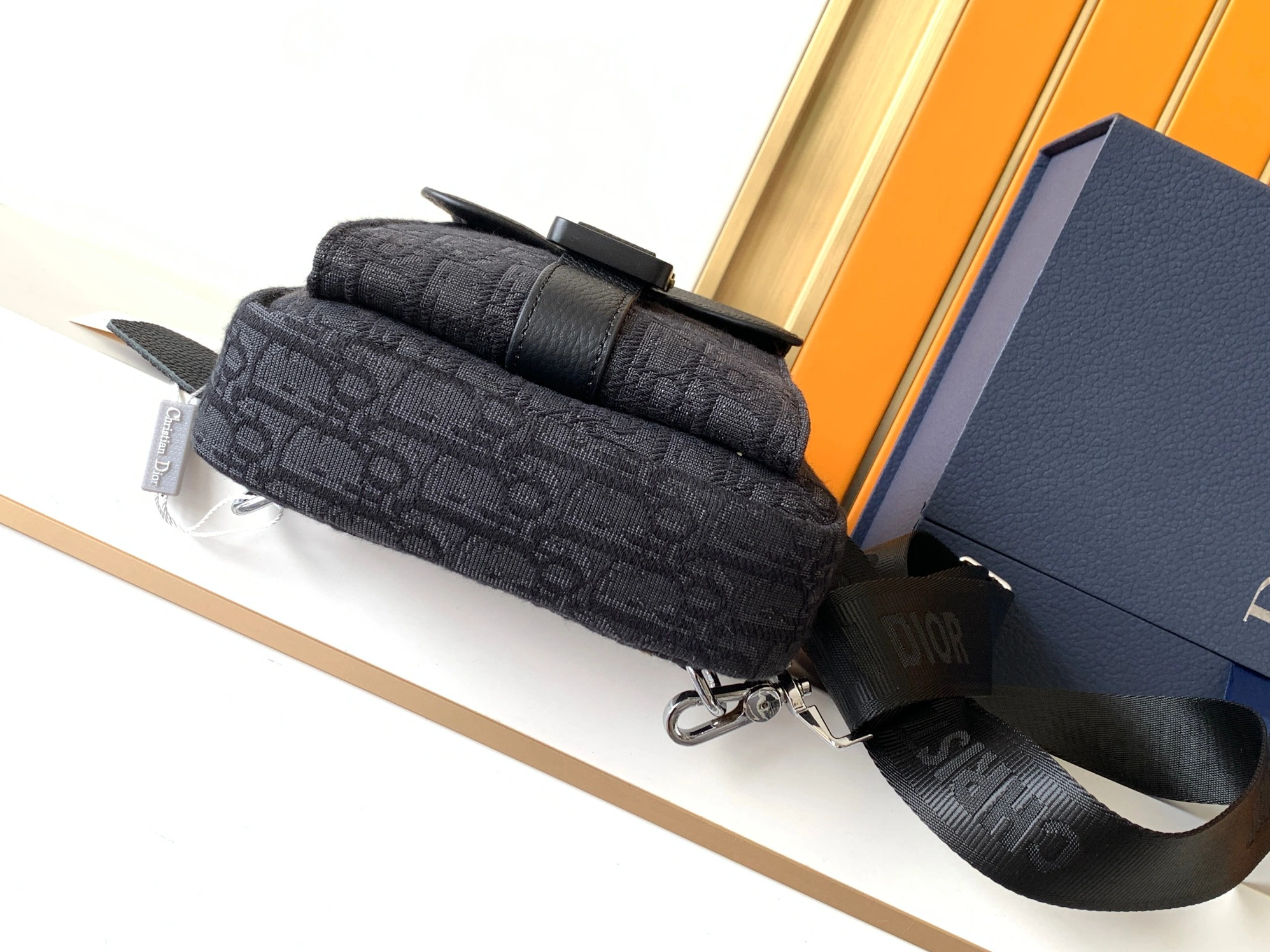 Christian Dior AAA Man Messenger Bags Comfortable 9673 - Image 4