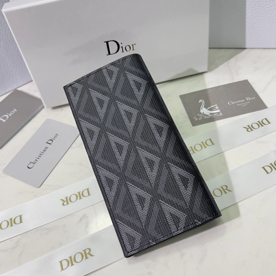 Christian Dior AAA Man Wallets Popular 4552 - Image 3
