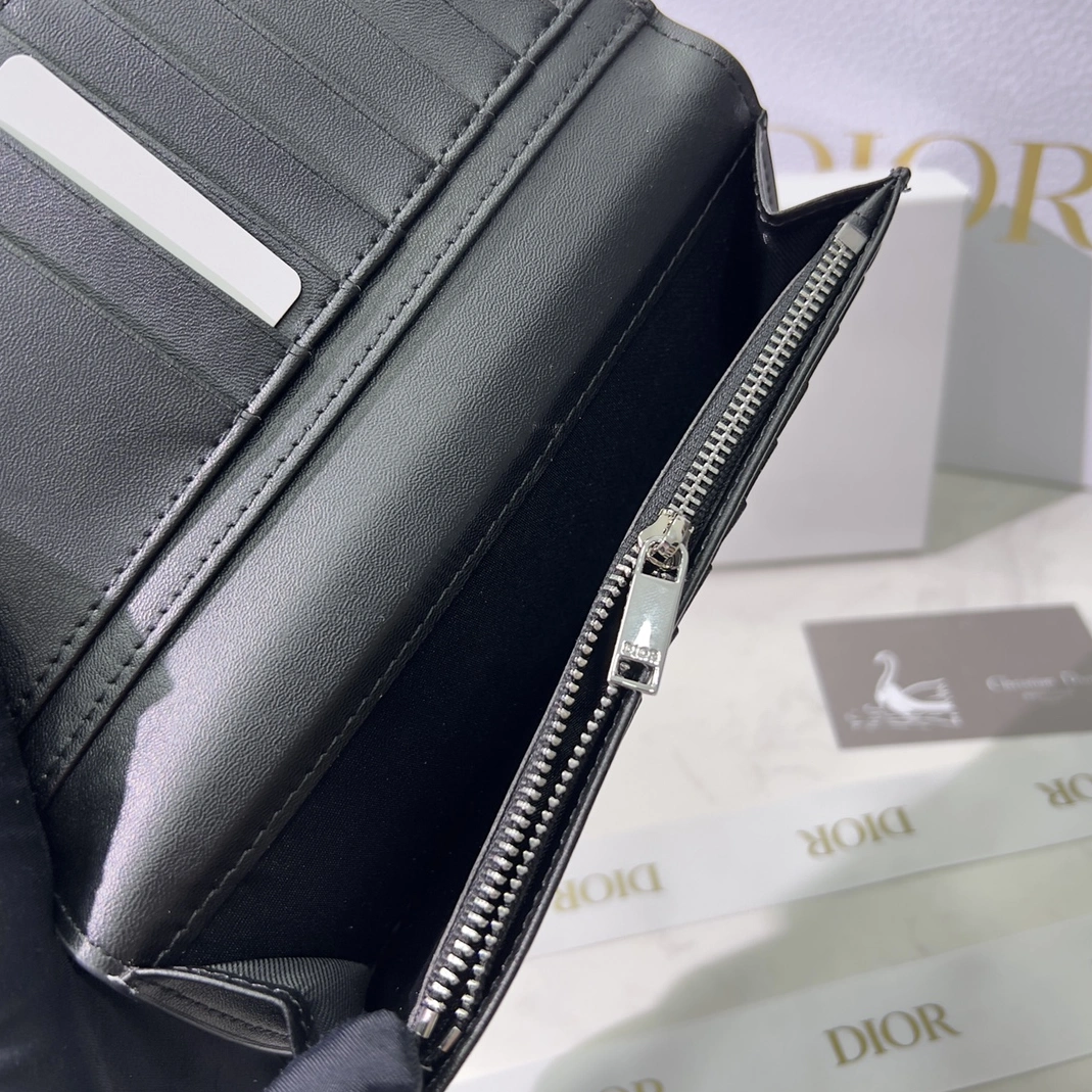 Christian Dior AAA Man Wallets Popular 4552 - Image 6