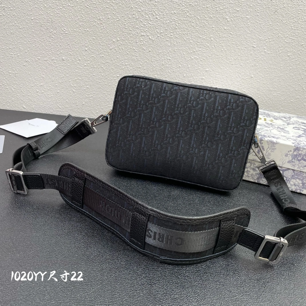 Christian Dior AAA Quality Messenger Bags For Unisex Compact 7903