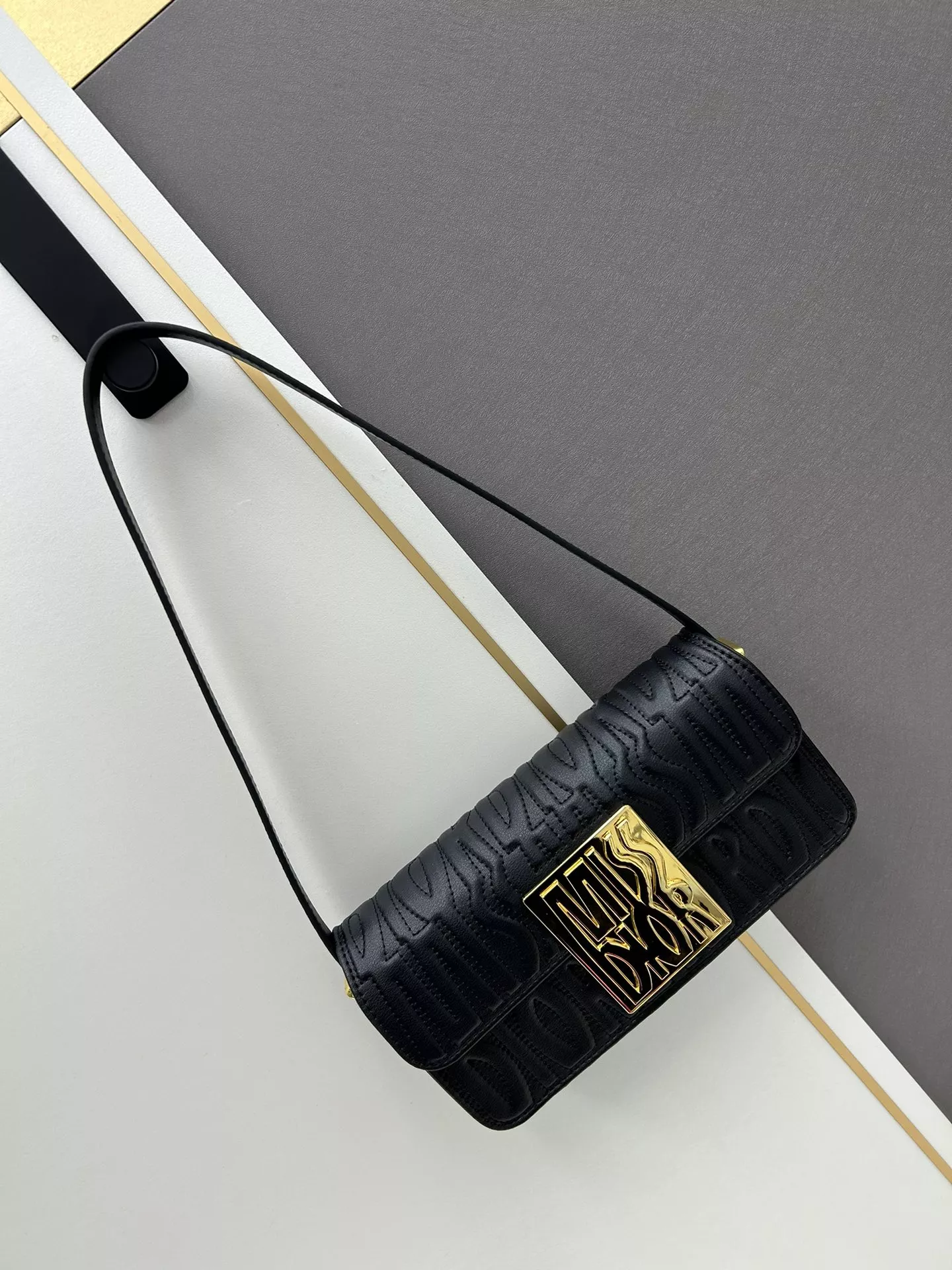 Christian Dior AAA Quality Shoulder Bags For Women Sleek 8909