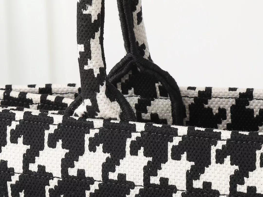 Christian Dior AAA Quality Tote-Handbags For Women WellDesigned 1178 - Image 5