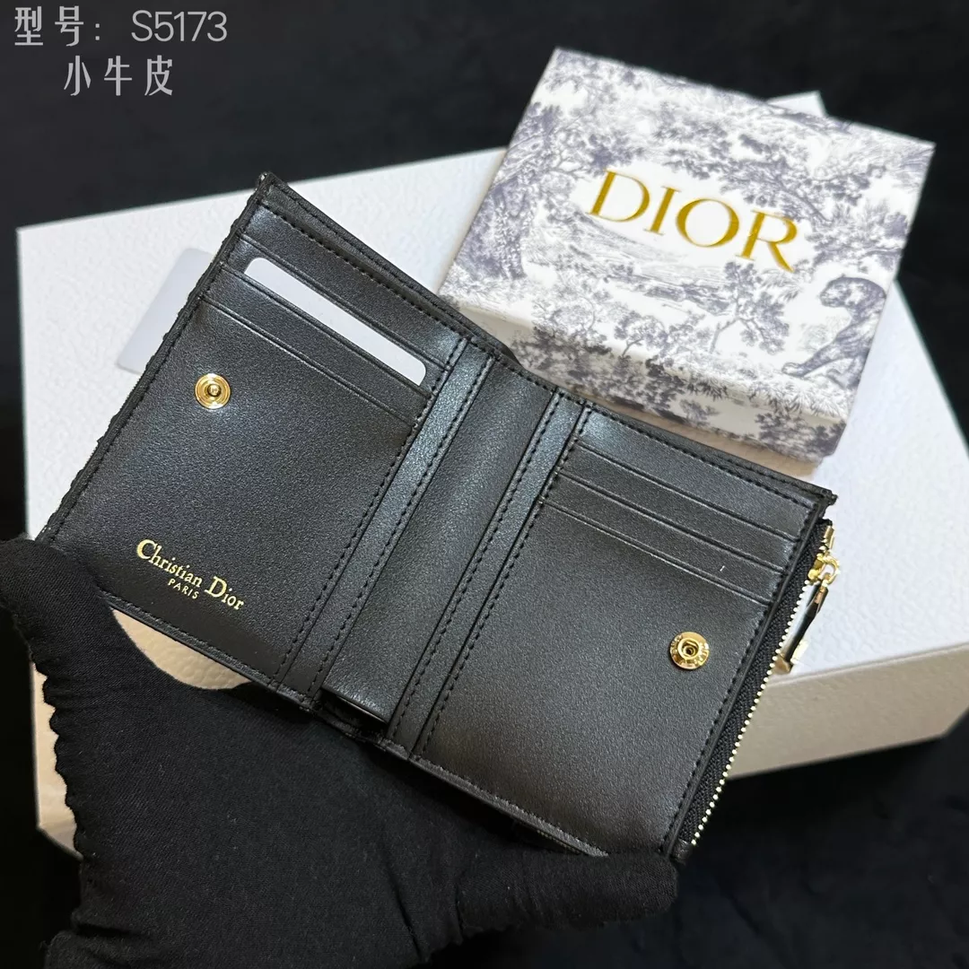 Christian Dior Wallets For Women SmartChoice 3946 - Image 4