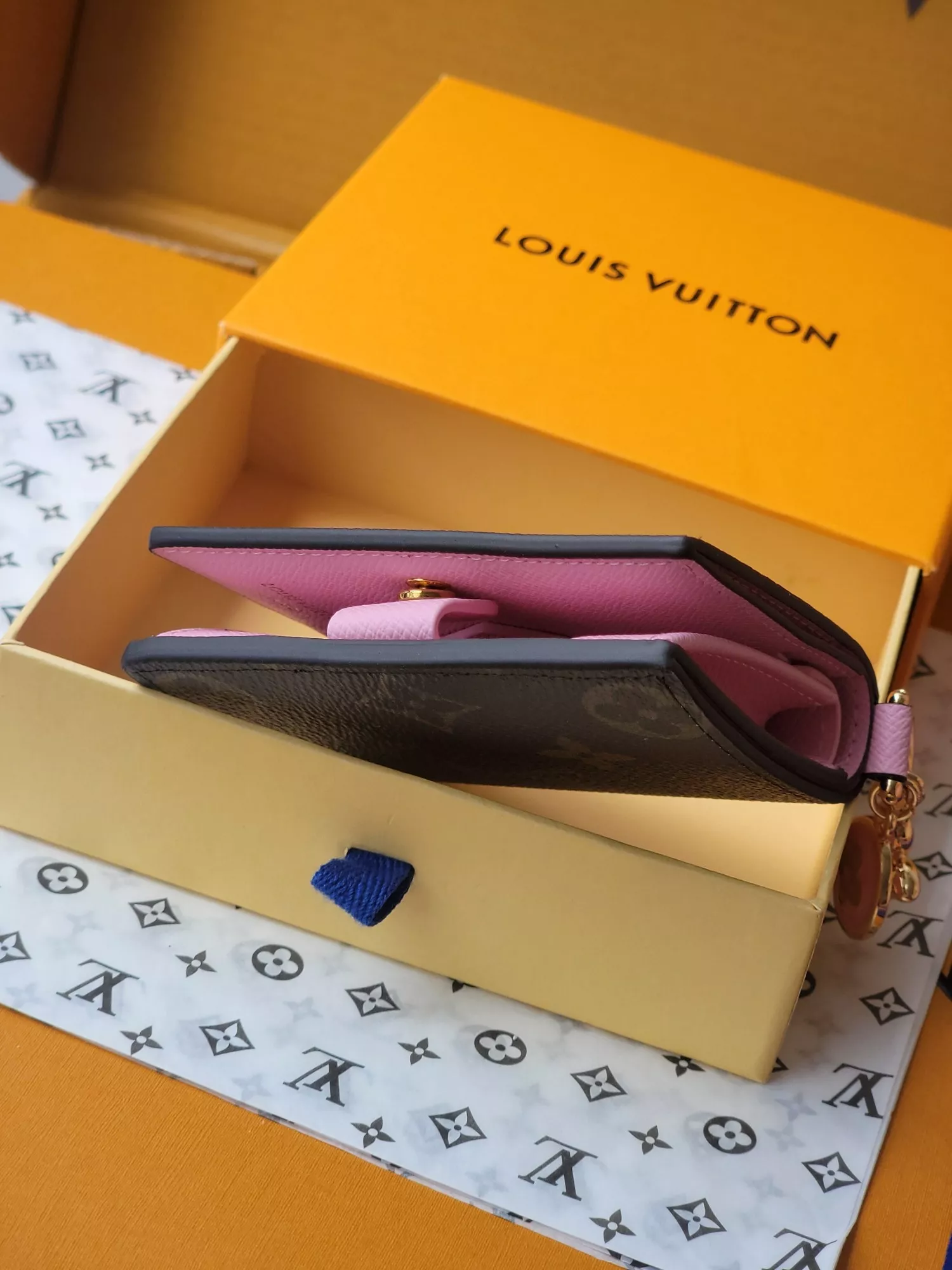 Comfortable 4774 Louis Vuitton AAA Quality Card Case - Image 3