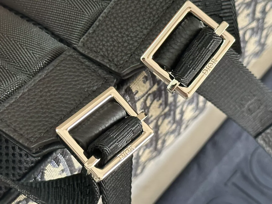 Comfortable 8813 Christian Dior AAA Man Backpacks - Image 7