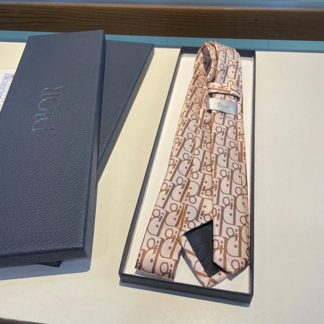 Comfortable 9376 Christian Dior Necktie For Men