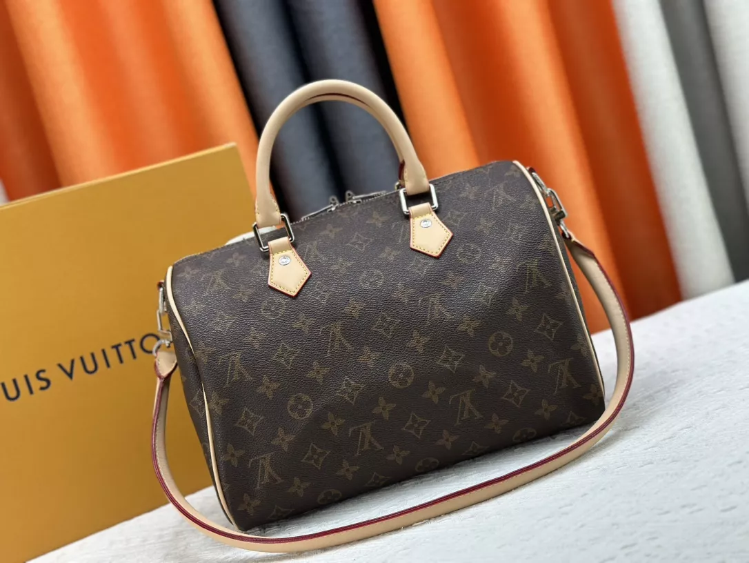 Compact 2214 Louis Vuitton AAA Quality Handbags For Women - Image 4