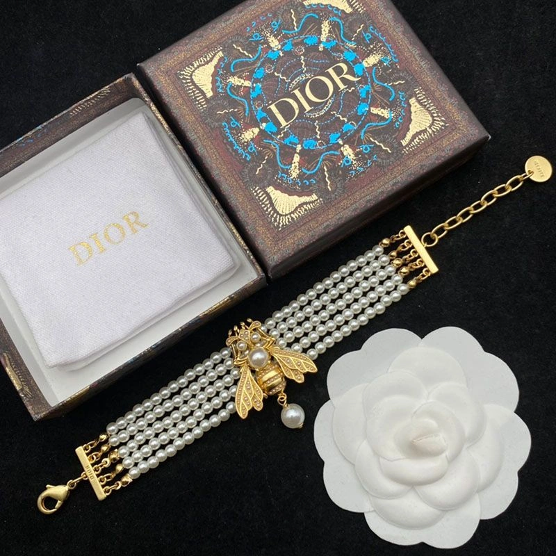 Dior Bee Bracelet In Metal and White Resin Pearls Gold Trendy 7544 - Image 3