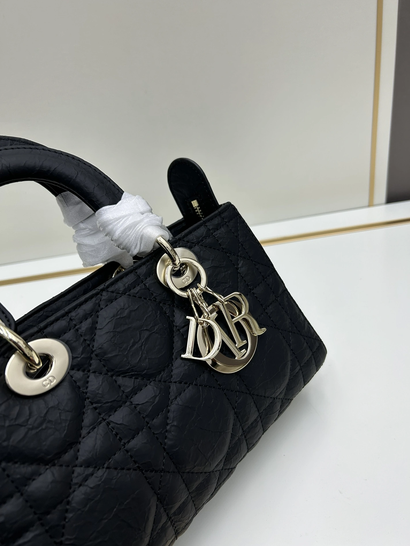 Durable 3173 Christian Dior AAA Quality Handbags For Women - Image 4