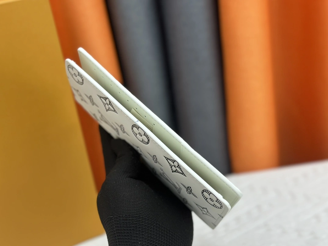 Durable 9644 Louis Vuitton LV Card Case - Image 4